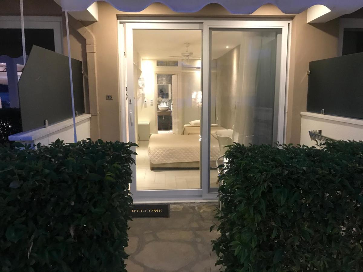 Porto Palio Beach Hotel PalaiónTsiflíkion 외부 사진