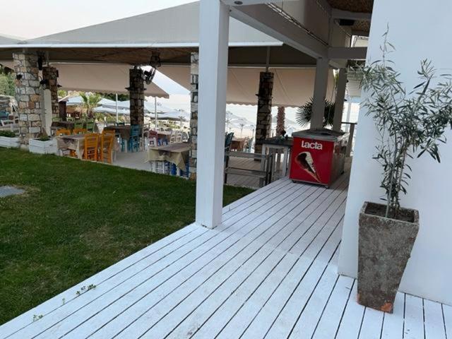 Porto Palio Beach Hotel PalaiónTsiflíkion 외부 사진